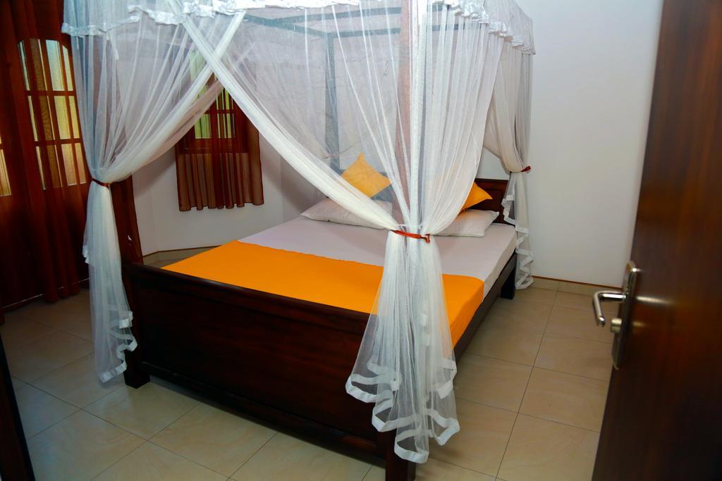 4 S Villa Tangalle Exterior foto